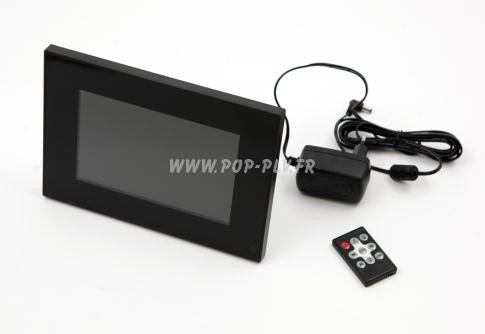 commercial - écran LCD vidéo-player de 7 pouces "Primo-One" avec télécommande et alimentation  Ecrans lcd gamme : « Primo-One » – écrans 7 pouces ecran gamme eco 7 pouces avec telecommande